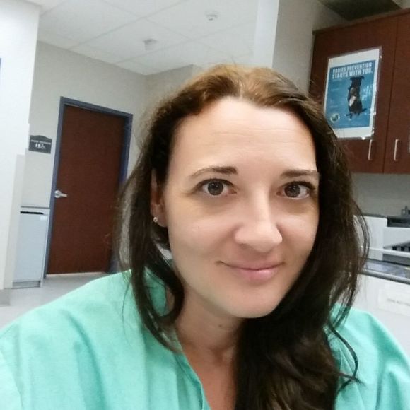 Meet your Posher, Lillian - Picture 1 of 1